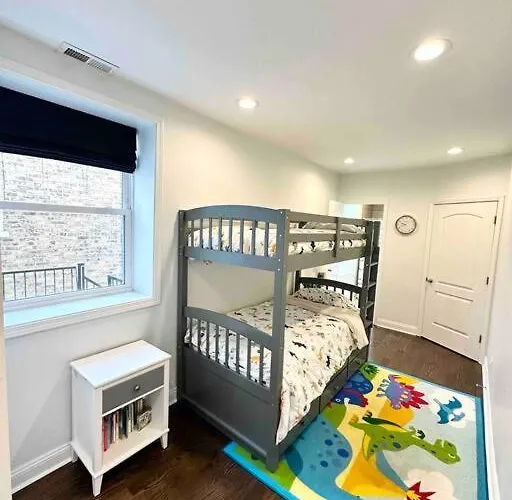 Beautifully Renovated House 10 Mins From Downtown Casa vacanze *